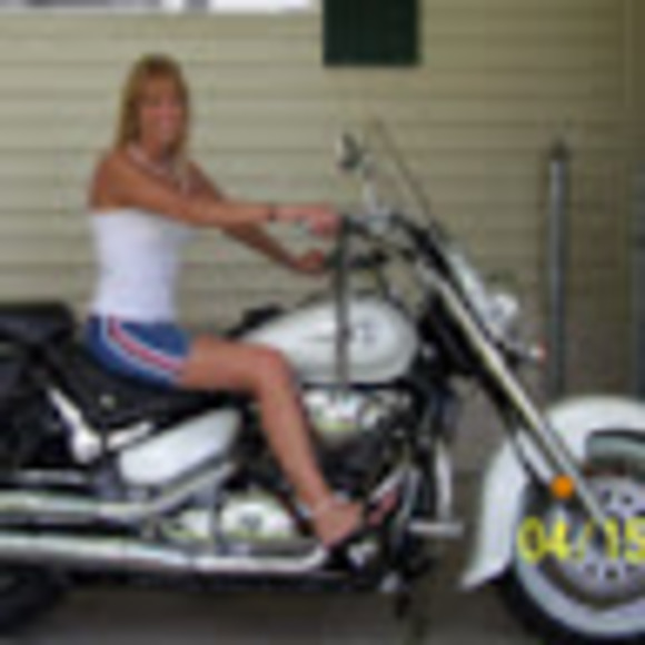 Meet your Posher, Karmen - Picture 1 of 1